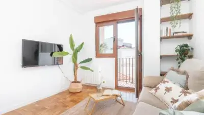 Ático en alquiler en Calle González Llanós, 11