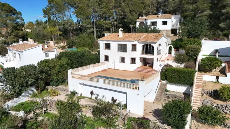 Chalet en Venta Benidoleig con Piscina y Vistas