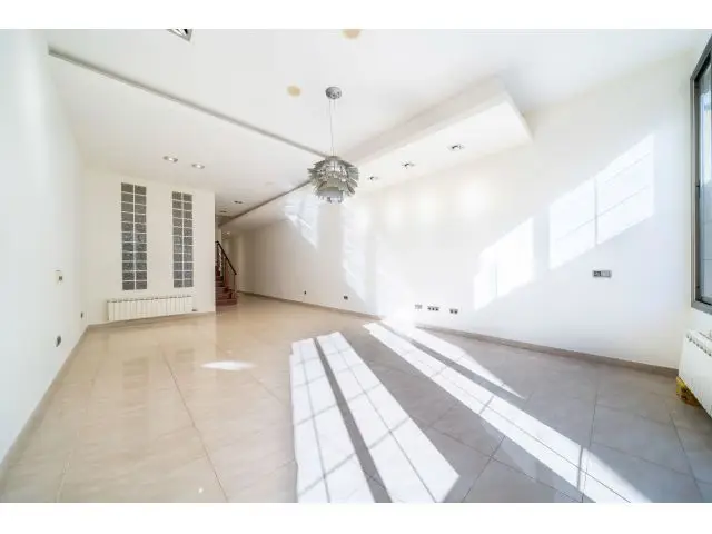 Edificio en Alquiler Calella Duplex Reformado Local Comercial