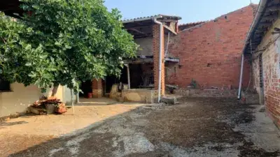 Casa en venta en Villar de Mazarife