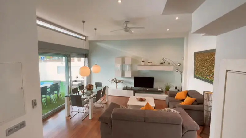 Villa en Venta Mil Palmeras 3 Dormitorios Piscina Privada