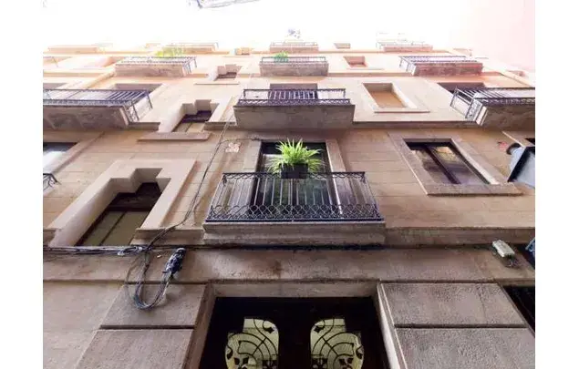 Rent a room of 101 m² in Barcelona