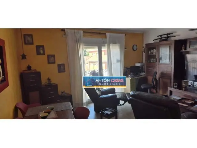 Chalet Adosado Duplex en Monóvar Cerca del Centro de Salud