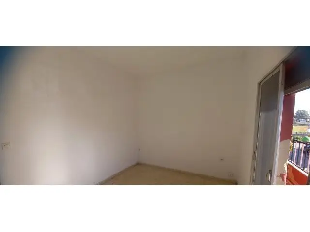 Acogedor Piso en Badajoz con Terraza y Parking