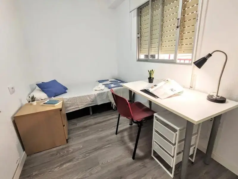 Apartamento 1 Dormitorio 1 Baño en Burjassot