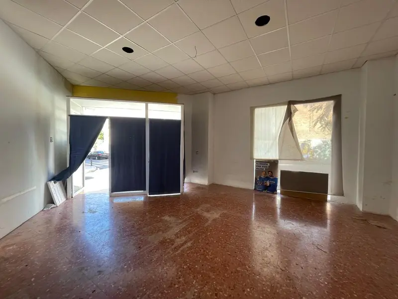 Venta Local Comercial San Blas Alto Alicante 240m2