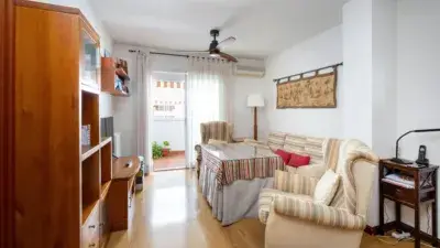Piso en Venta en Villasol, Maracena 4 Dormitorios 2 Baños Garaje y Trastero