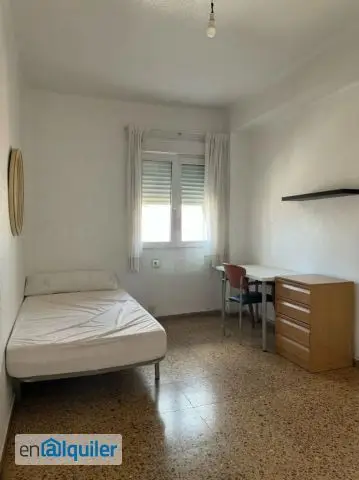Alquiler piso estudiantes Murcia Vistalegre 5 dormitorios