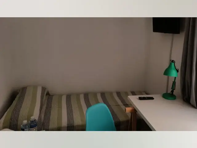 Habitacion piso compartido Almeria suministros incluidos