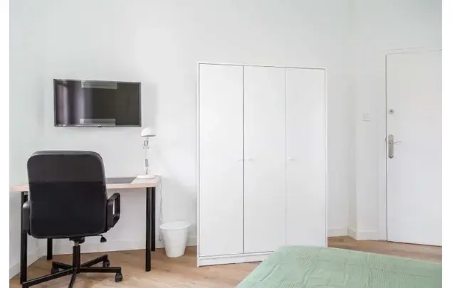 Habitaci
ón 95m² Zaragoza Estancia Media-Larga