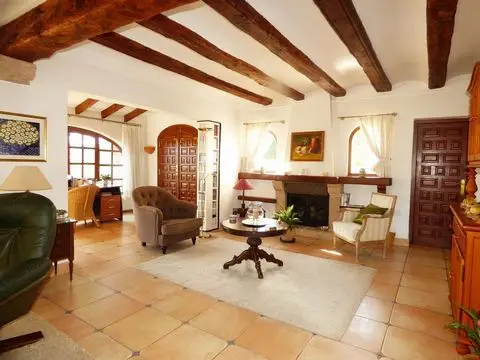Villa en Venta Adsubia 5 Dormitorios Piscina Jardin
