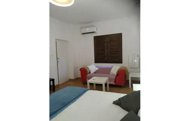 Estudio para Estudiantes en Granada - Cerca de Parque