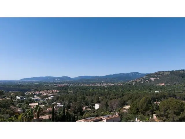 Villa en Sa Coma con Piscina y Vistas Panorámicas