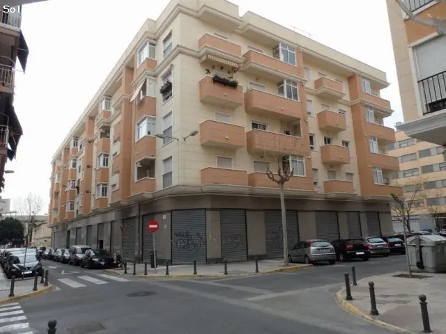Local Comercial 550m2 Elche Zona Corte Ingles