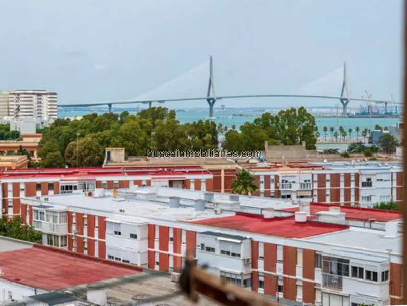 Apartamento en venta en Cadiz zona comoda y consolidada