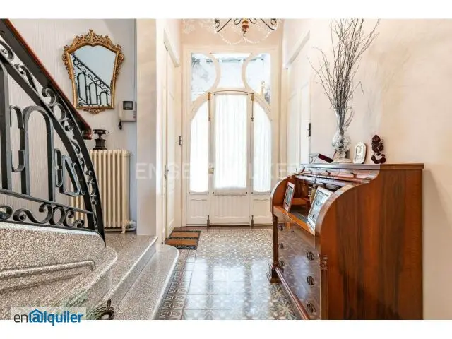 Casa Modernista en Badalona Centro: Ideal Familia o Empresa