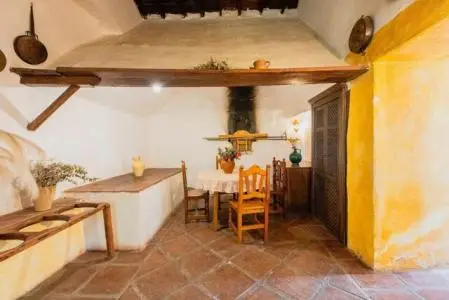 Cortijo Andaluz con 16 Dormitorios en Malaga