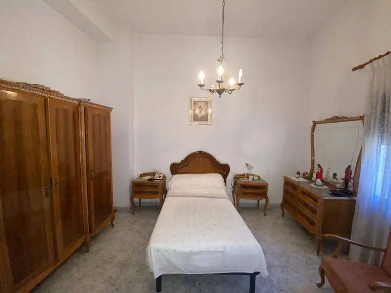 Casa en Venta en La Pobla Llarga con Garaje y Terraza