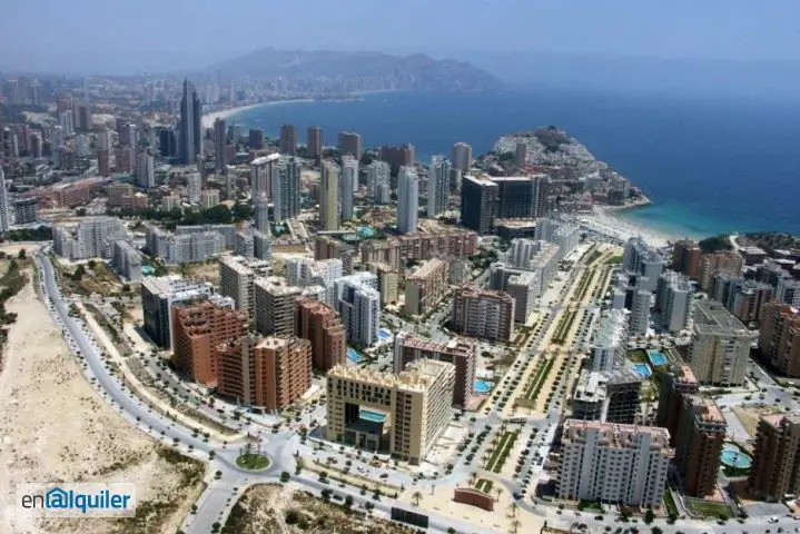 Alquiler Piso Amueblado Cala Villajoyosa 3 Dormitorios 2 Baños