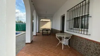 Chalet con Piscina en Andalucia Cerca de Venta el Monje
