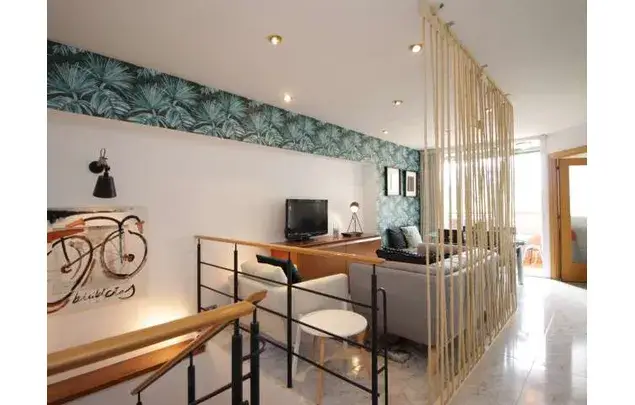 Habitacion en apartamento de 124m2 en Poblenou Barcelona