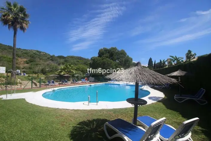 Apartamento 2 Dormitorios La Duquesa Costa del Sol