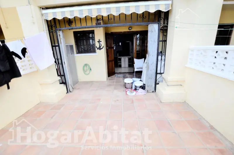 Piso en Port Saplaya Frente al Mar con Jardin Terraza y Balcon