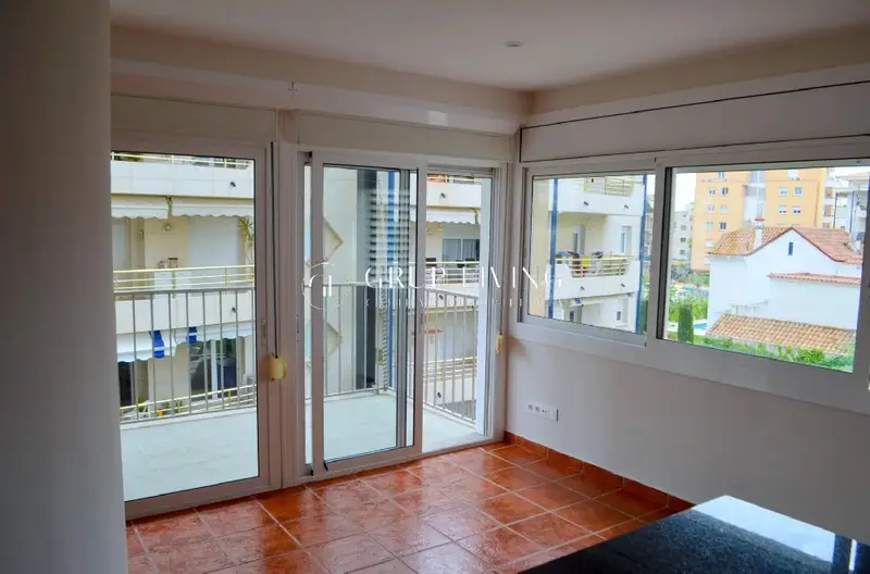 Venta Piso Soleado Centre Sitges Jardin Piscina Parking