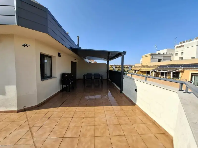 Ático Dúplex en Alzira con Terraza Garaje y Trastero