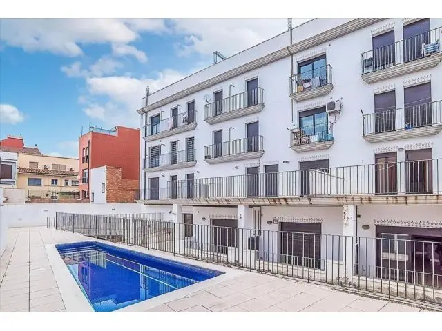 Piso en Venta Torredembarra 60m2 2 habitaciones Piscina Comunitaria