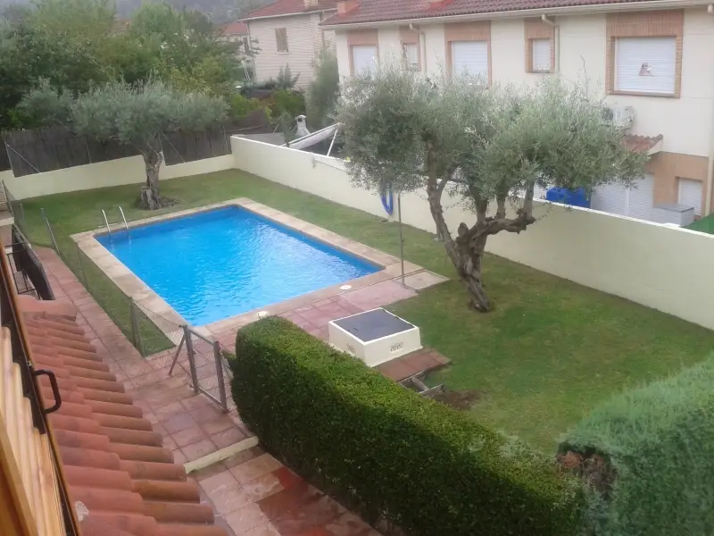 Casa Adosada en Venta La Adrada Avila