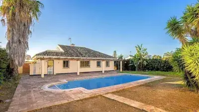 Chalet en venta en Avenida del Hinojo