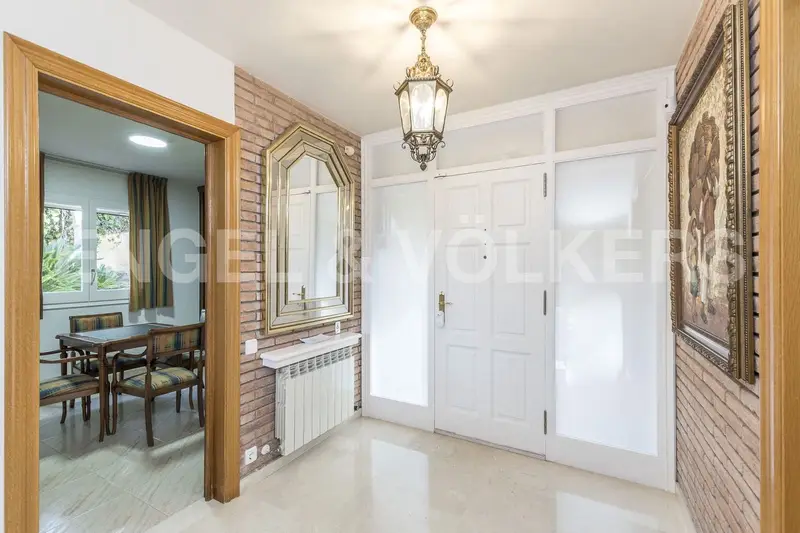 Chalet en venta en Castelldefels con vistas al Garraf