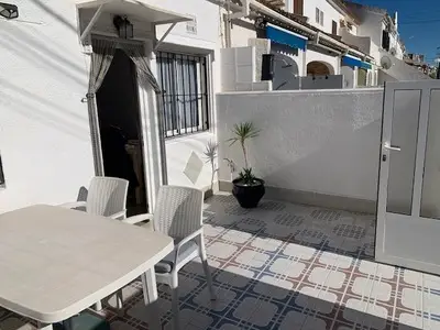 Apartamento 1 Dormitorio en Chaparral Torrevieja