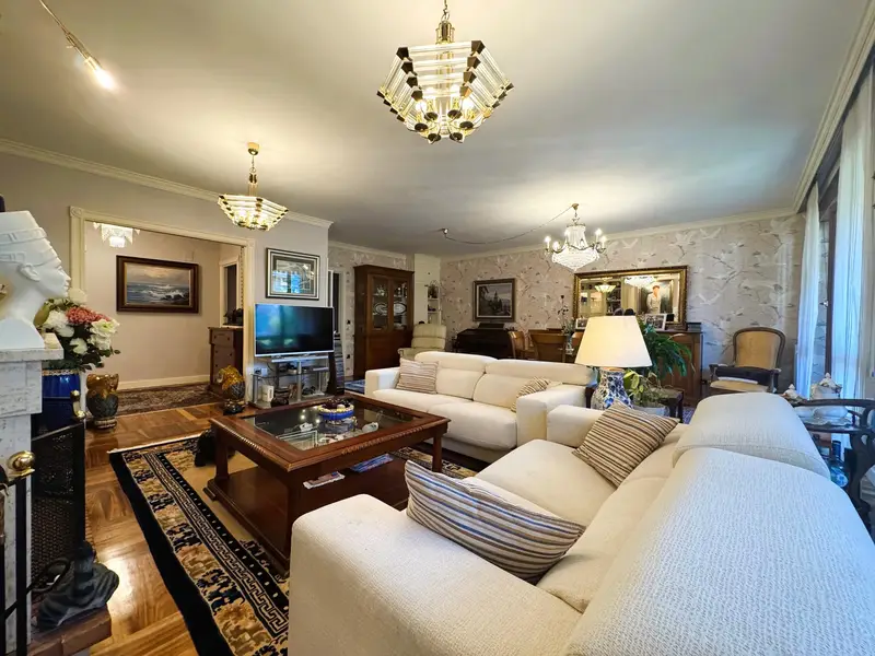 Piso en venta. Precioso y amplio piso de 3 habitaciones,  2 baños y 2 terrazas en una de las mejores zonas de las arenas