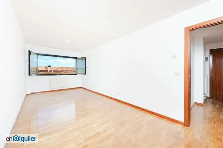 Alquiler Piso 2 Dormitorios Garaje Trastero Pamplona