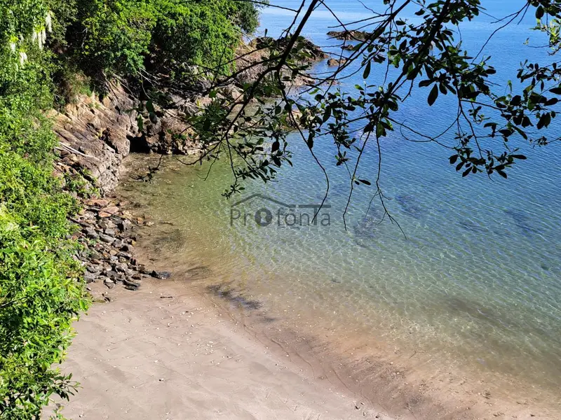 Casa con acceso a cala privada en Moruxo Bergondo