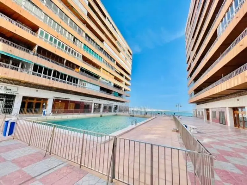 Apartamento 3 Dormitorios Torrevieja Playa Los Naufragos