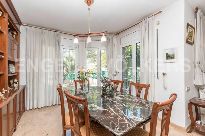 Chalet en venta en Vallirana, Barcelona