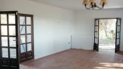 Casa Rustica con Encanto Moderno en Huesca