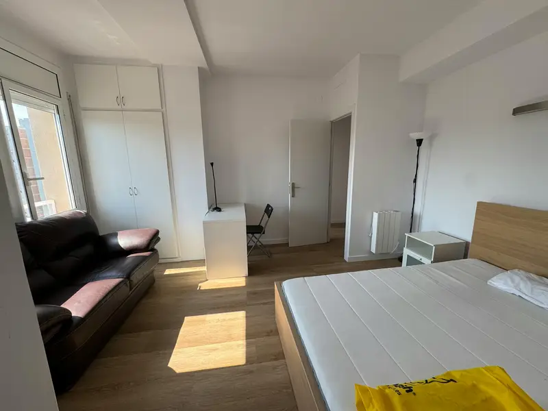 Alquiler Piso 4 Dormitorios Sabadell