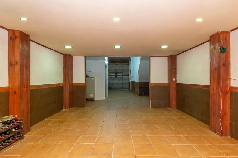 Casa en Venta Terrassa 4 habitaciones 3 baños 3 terrazas Garaje Jardín