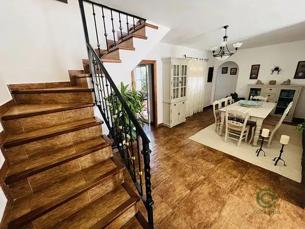 Residencia de dos plantas en Pueblo Nuevo de Guadiaro