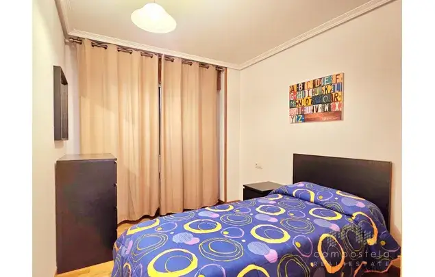 Alquiler Apartamento 2 Dormitorios Milladoiro 78m²