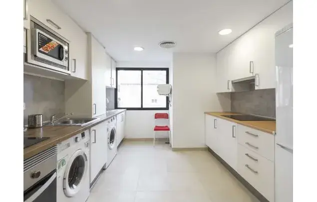 Apartamento 9 Dormitorios Madrid Estudiantes Profesionales