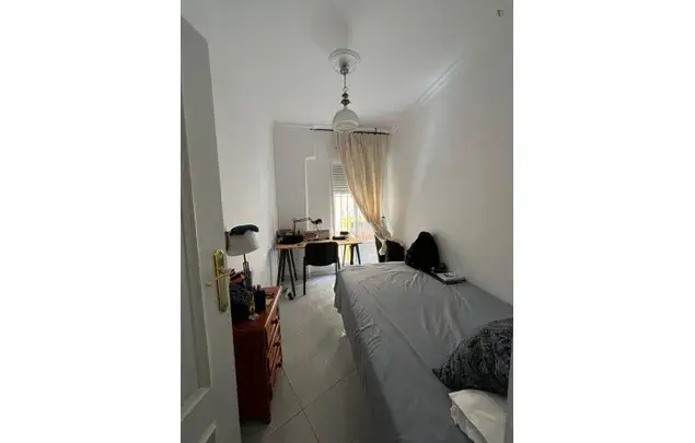 Alquiler Habitacion Sevilla Persona Queer Chica No Binaria