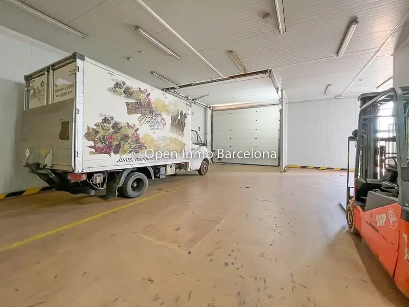 Nave Frigorífica Equipada en Venta Vilanova i la Geltrú