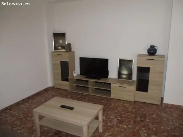 Casa Reformada con Zona Multiusos y Garaje Privado