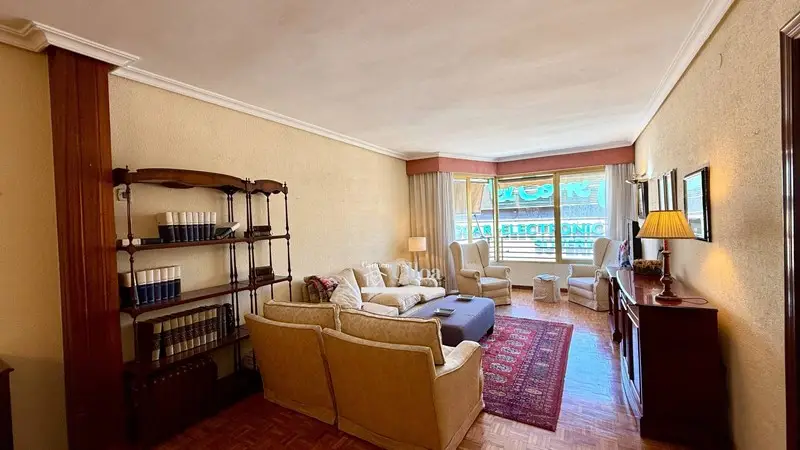 Piso en venta Alicante Maisonnave 4 habitaciones 2 baños garaje