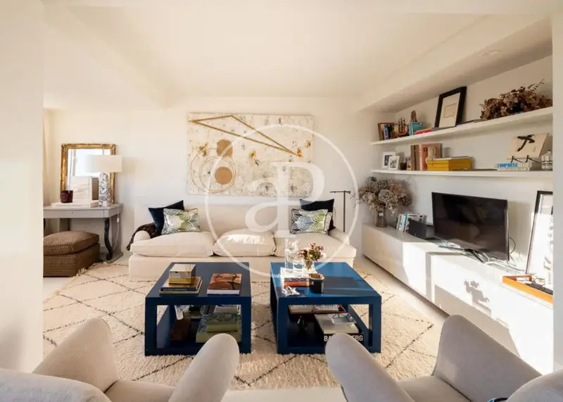 Atico de Lujo en Alquiler 160m2 2 Dormitorios Terraza 35m2